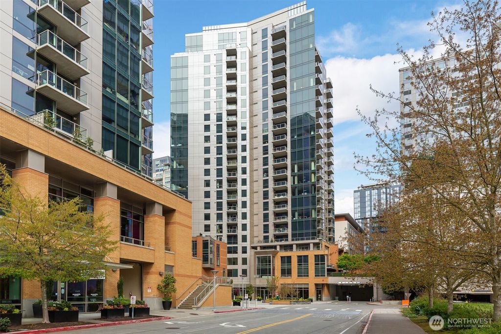 Photo of 10650 NE 9th Place #522, Bellevue, WA 98004 (MLS # 2359421)