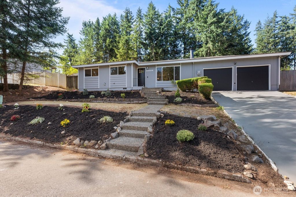 Photo of 23409 SE 267th Place, Maple Valley, WA 98038 (MLS # 2411948)