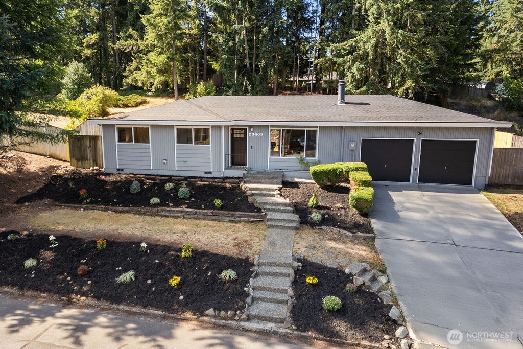 Photo of 23409 SE 267th Place, Maple Valley, WA 98038 (MLS # 2411948)