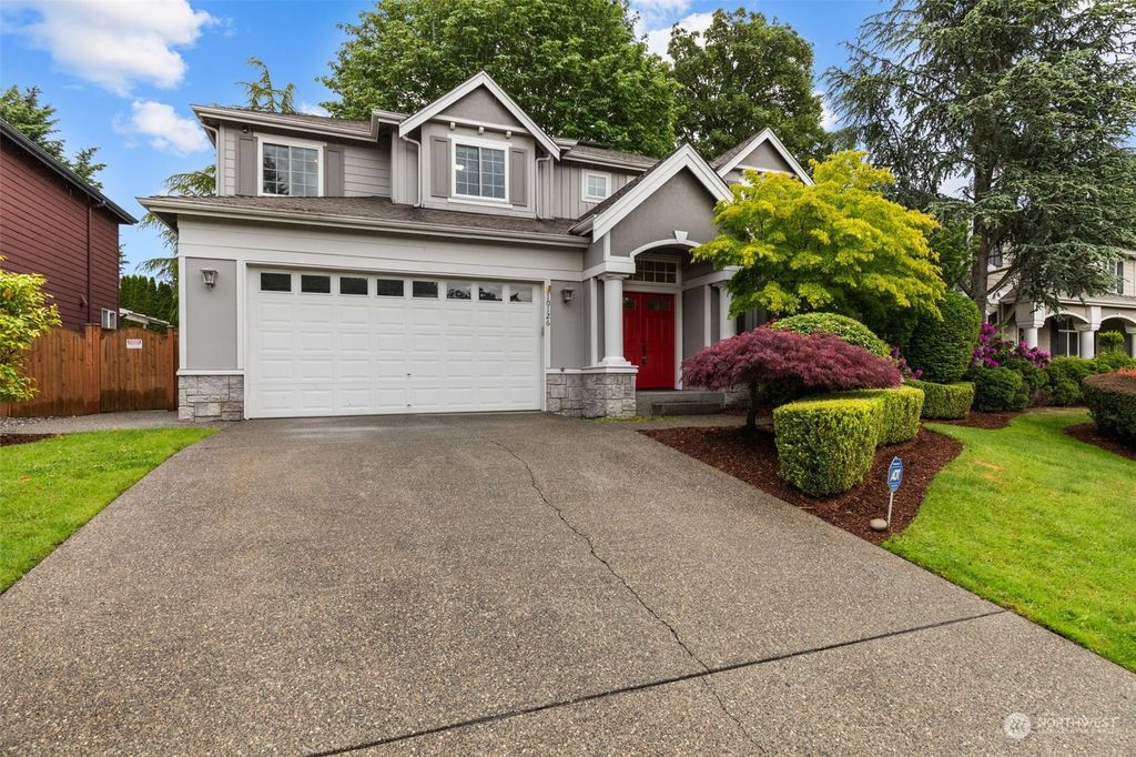 Photo of 10126 127th Ave Ne Avenue NE, Kirkland, WA 98033 (MLS # 2244773)