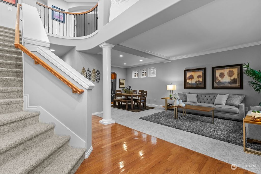 Photo of 10126 127th Ave Ne Avenue NE, Kirkland, WA 98033 (MLS # 2244773)