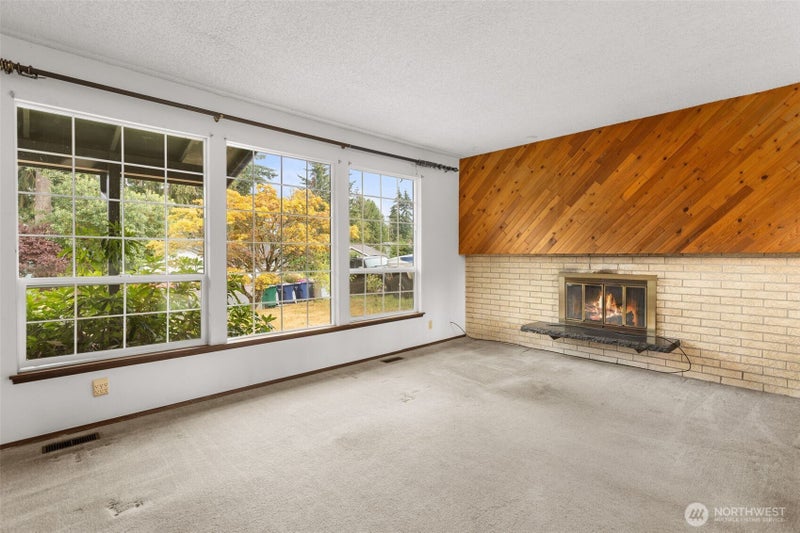 33411 29th Place SW