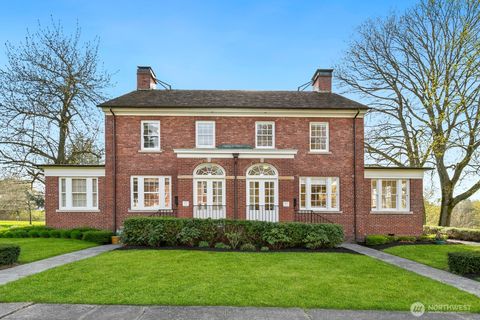 4405 Montana Circle W Seattle WA 98199