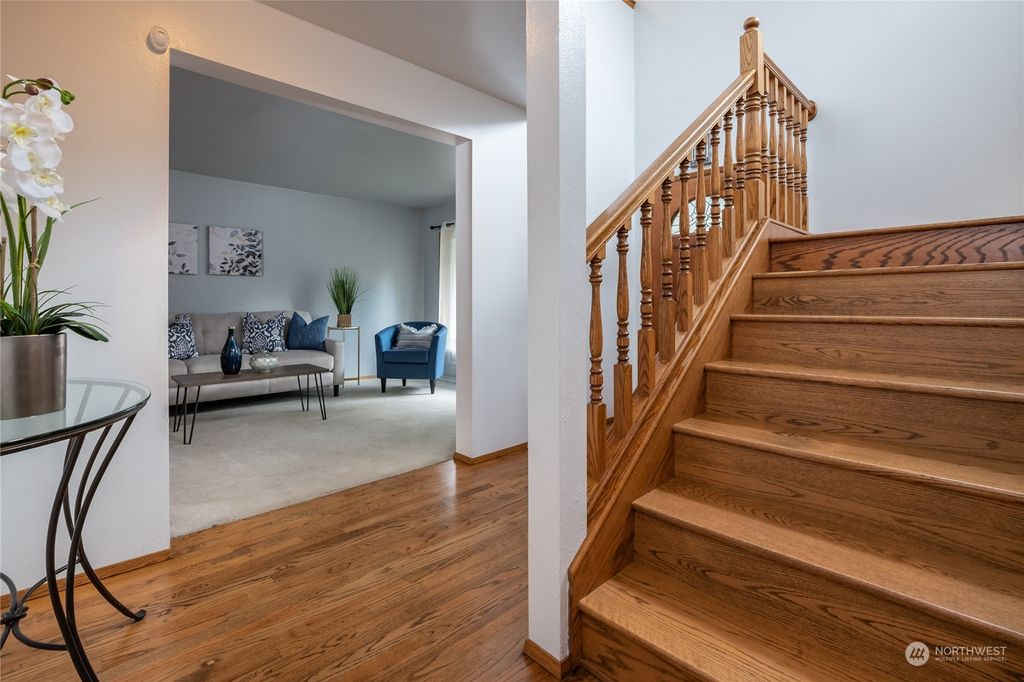 Photo of 35217 56th Avenue S, Auburn, WA 98001 (MLS # 1995831)
