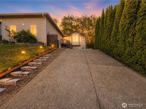 Photo of 17425 Highland View Drive, Arlington, WA 98223 (MLS # 2520459)