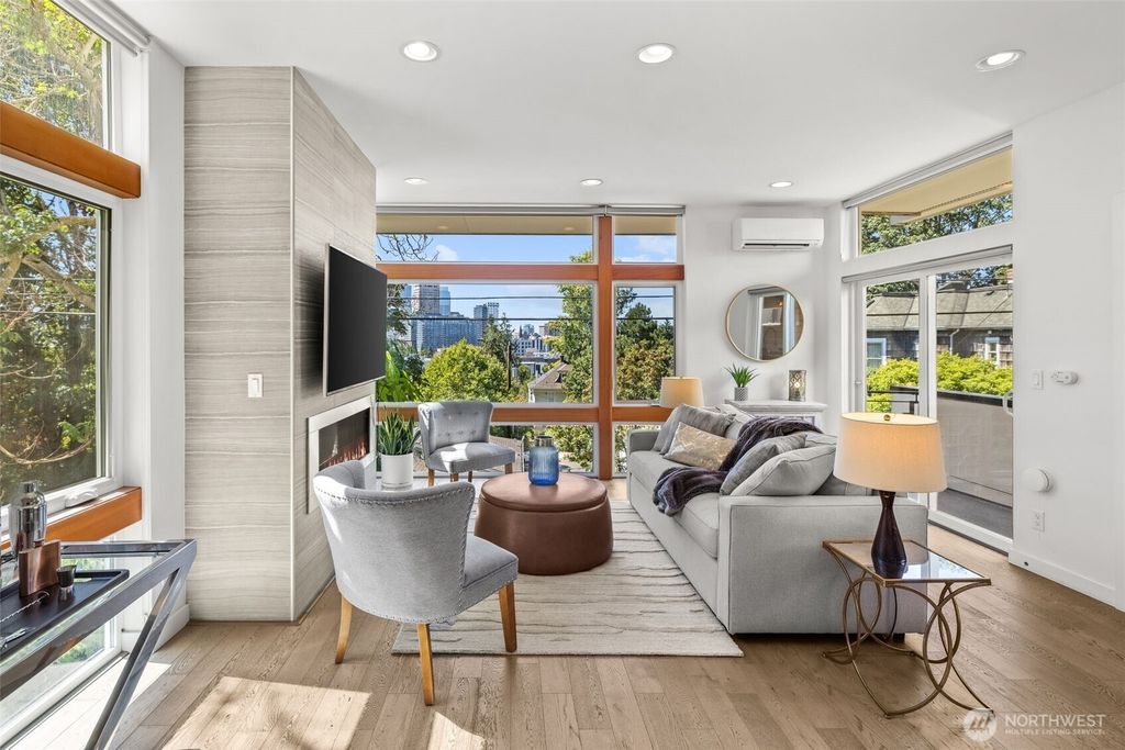 Photo of 1121 16th Avenue, Seattle, WA 98112 (MLS # 2413285)