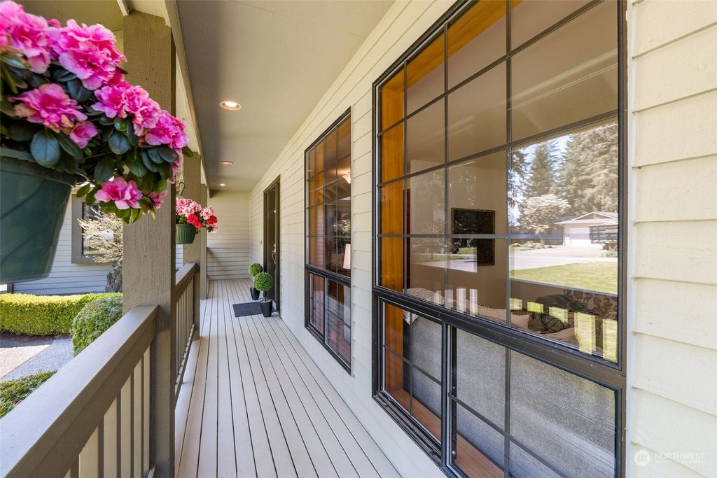 Photo of 14833 203 Avenue SE, Renton, WA 98059 (MLS # 2065788)