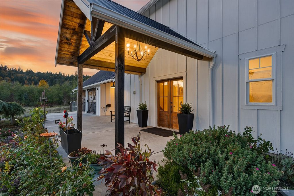 Photo of 157 Russell Road, Camano Island, WA 98282 (MLS # 2447660)