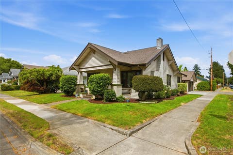 Photo of 130 H Street SE, Auburn, WA 98002 (MLS # 2549047)