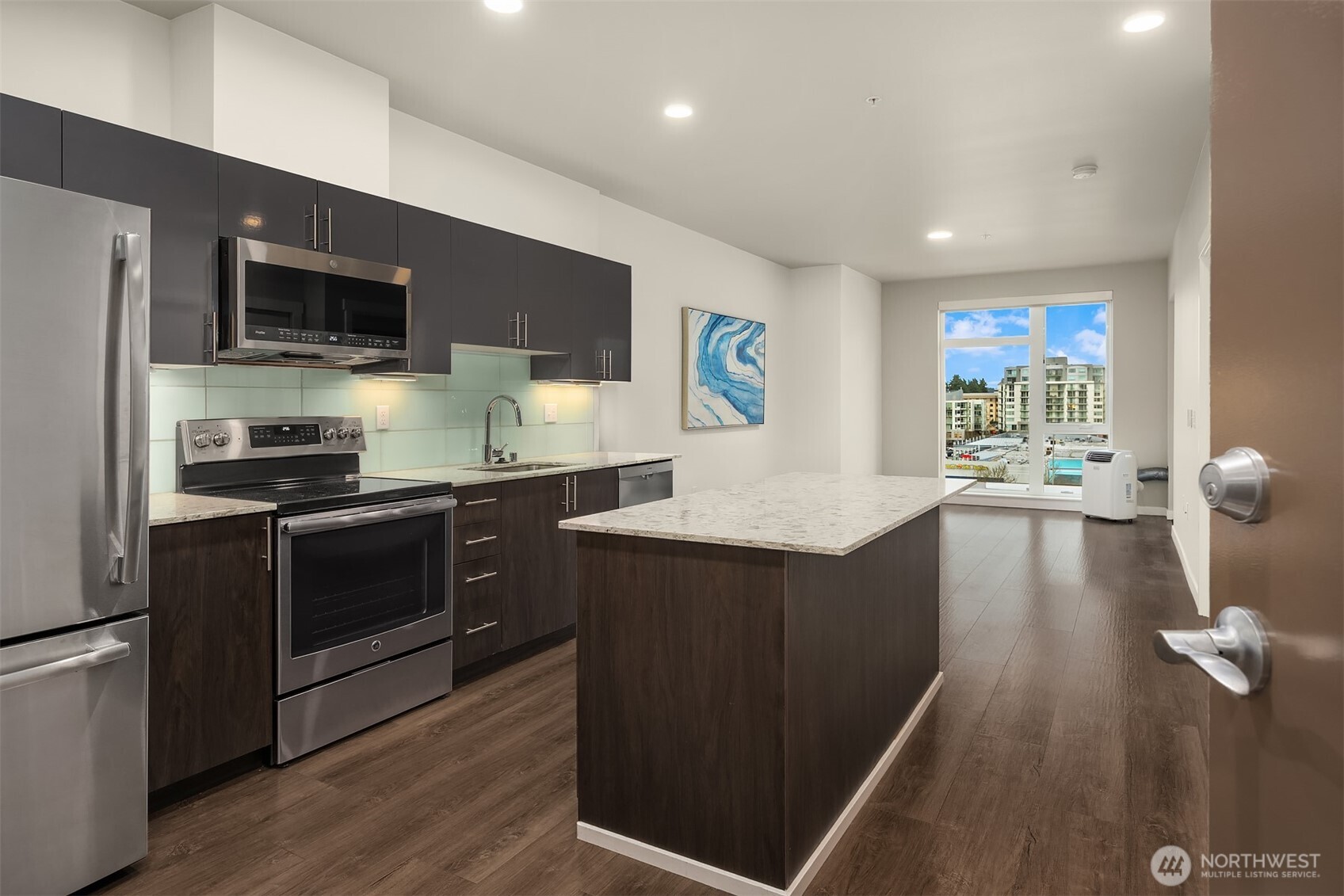 1085 103rd Avenue NE 519