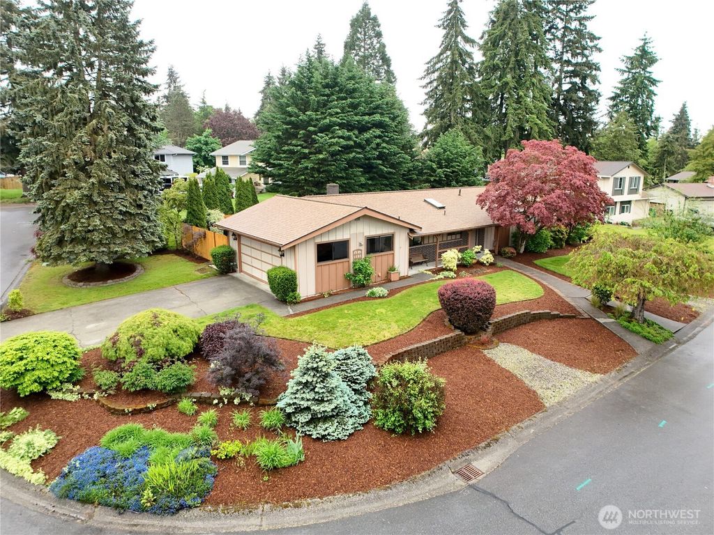 Photo of 5216 133rd Street SE, Everett, WA 98208 (MLS # 2524330)