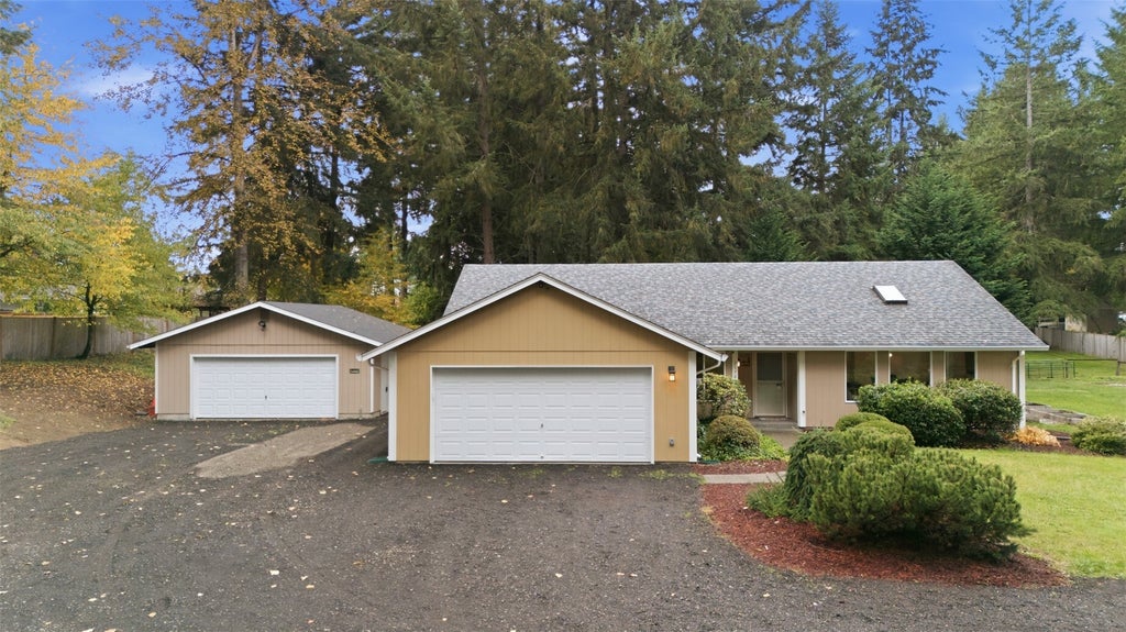 Photo of 21702 118th Street E, Bonney Lake, WA 98391 (MLS # 2598792)