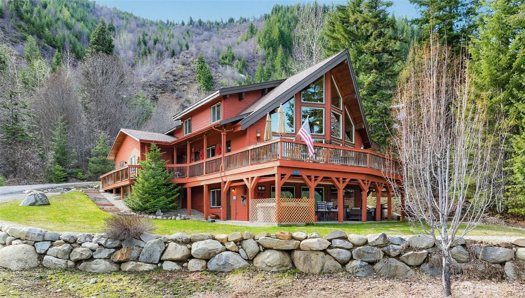 Photo of 20701 Pelton Place, Leavenworth, WA 98826 (MLS # 2502020)