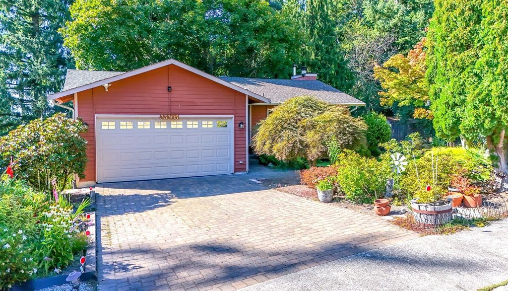 Photo of 33305 41st Avenue SW, Federal Way, WA 98023 (MLS # 2424282)
