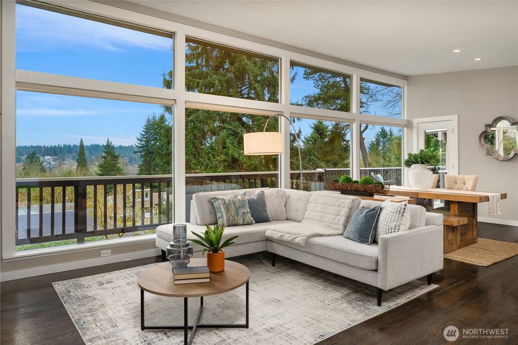 Photo of 1744 127th Avenue SE, Bellevue, WA 98005 (MLS # 2493345)