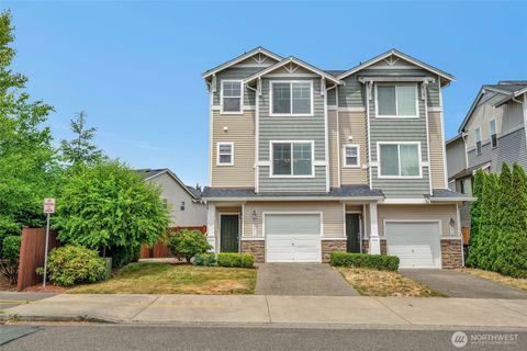 Photo of 201 127th Street SE #A, Everett, WA 98208 (MLS # 2544875)