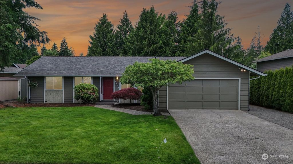 Photo of 9907 NE 204th Place, Bothell, WA 98011 (MLS # 2243936)