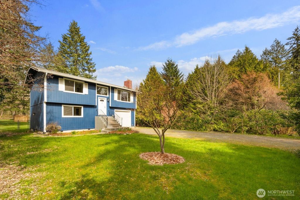 Photo of 14709 115th Street Ct NW, Gig Harbor, WA 98329 (MLS # 2500073)