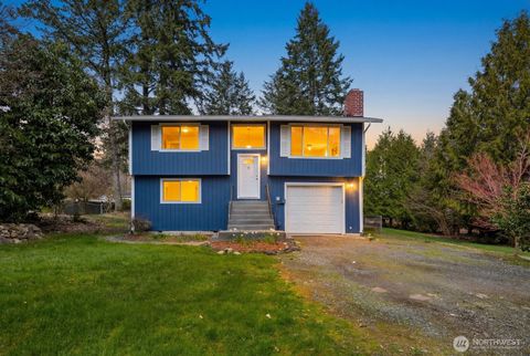 Photo of 14709 115th Street Ct NW, Gig Harbor, WA 98329 (MLS # 2500073)