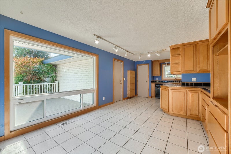 1708 SE 16th Place