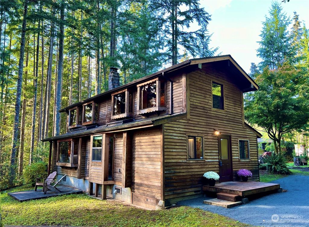 Photo of 23431 Pearce Way, Granite Falls, WA 98252 (MLS # 2304821)