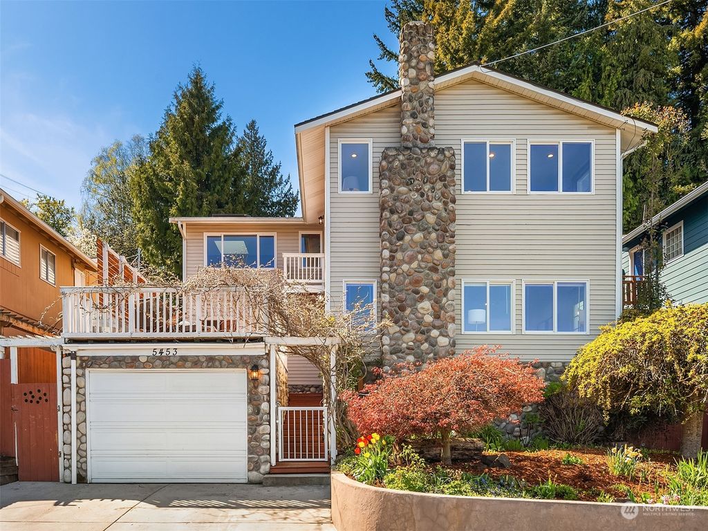 Photo of 5453 31st Avenue SW, Seattle, WA 98126 (MLS # 2060674)