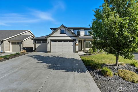 Photo of 476 Reserve Way, Walla Walla, WA 99362 (MLS # 2432920)