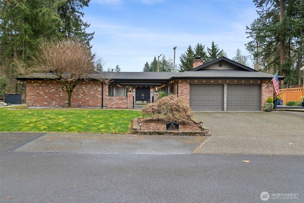 Photo of 11724 Madera Drive SW, Lakewood, WA 98499 (MLS # 2486284)