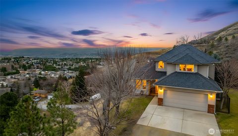 222 Austin Ave Wenatchee WA 98801