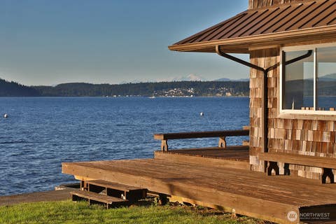 Photo of 2151 Eastpoint Drive, Langley, WA 98260 (MLS # 2541722)