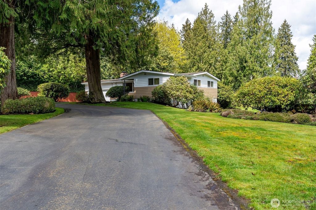Photo of 6017 132nd Street E, Puyallup, WA 98373 (MLS # 2510776)
