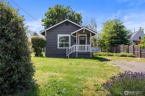 Photo of 1207 High Avenue, Bremerton, WA 98337 (MLS # 2534159)