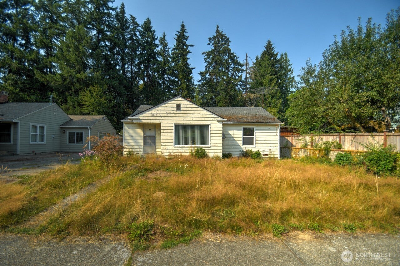 1308 Jasper Avenue NE