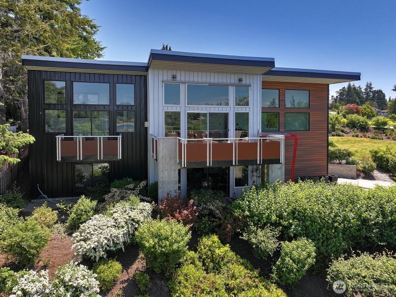1649 Stewart Road