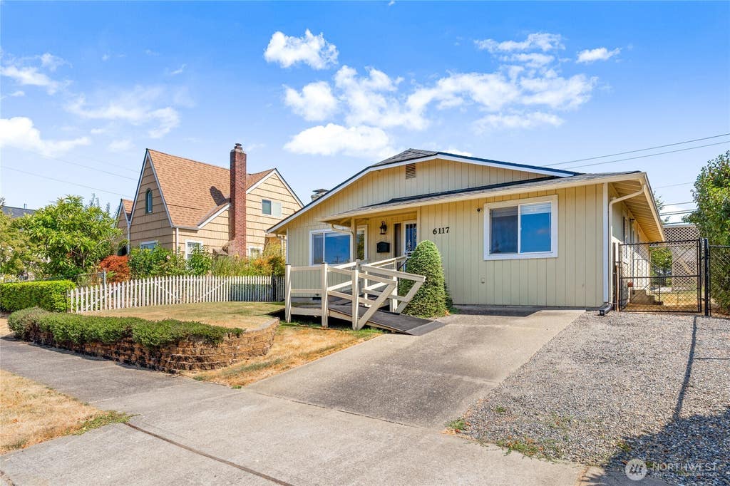 Photo of 6117 S G Street, Tacoma, WA 98408 (MLS # 2570318)