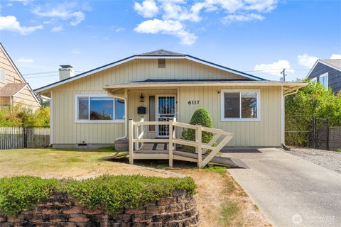 Photo of 6117 S G Street, Tacoma, WA 98408 (MLS # 2570318)
