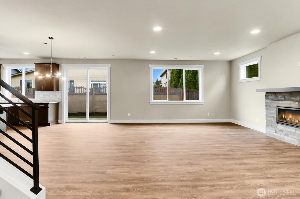 Photo of 14123 15th Avenue W, Lynnwood, WA 98087 (MLS # 2346056)