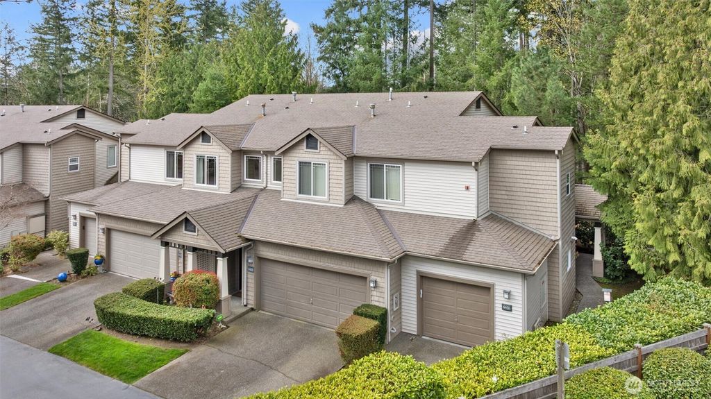 Photo of 4401 248th Lane SE, Issaquah, WA 98029 (MLS # 2503618)