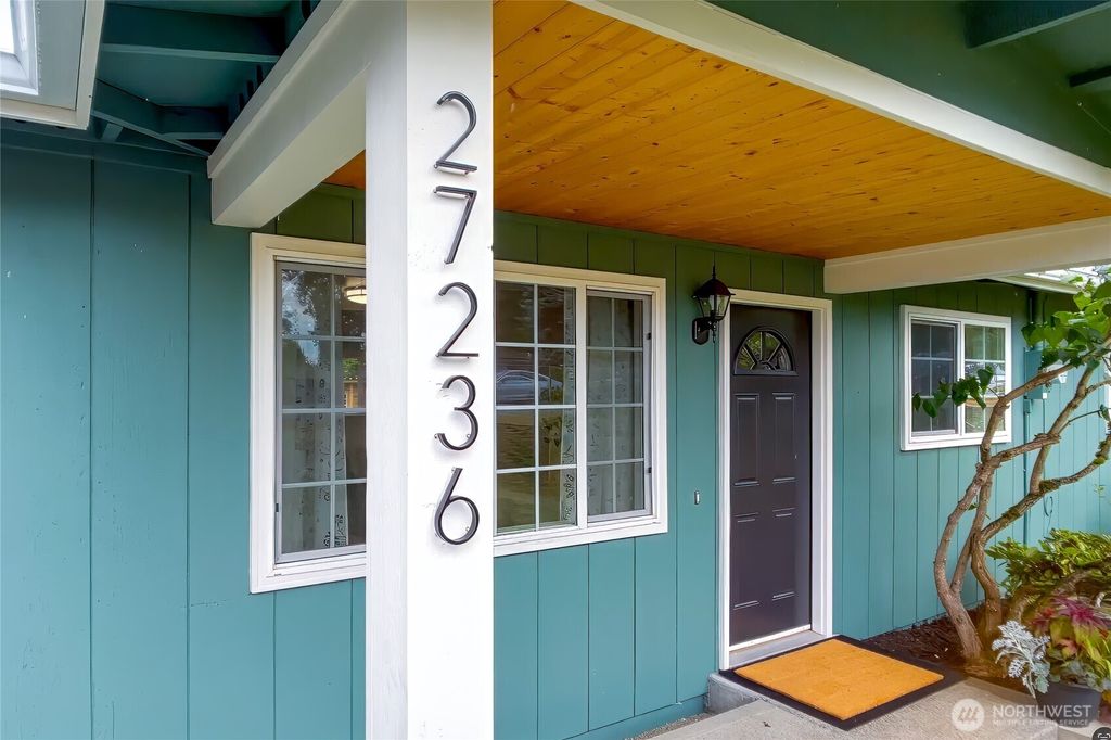 Photo of 27236 117th Avenue SE, Kent, WA 98030 (MLS # 2440547)