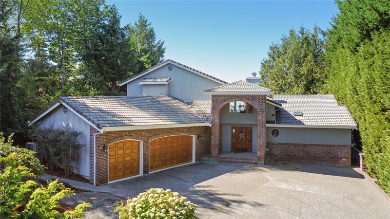 11812 Marine View Drive