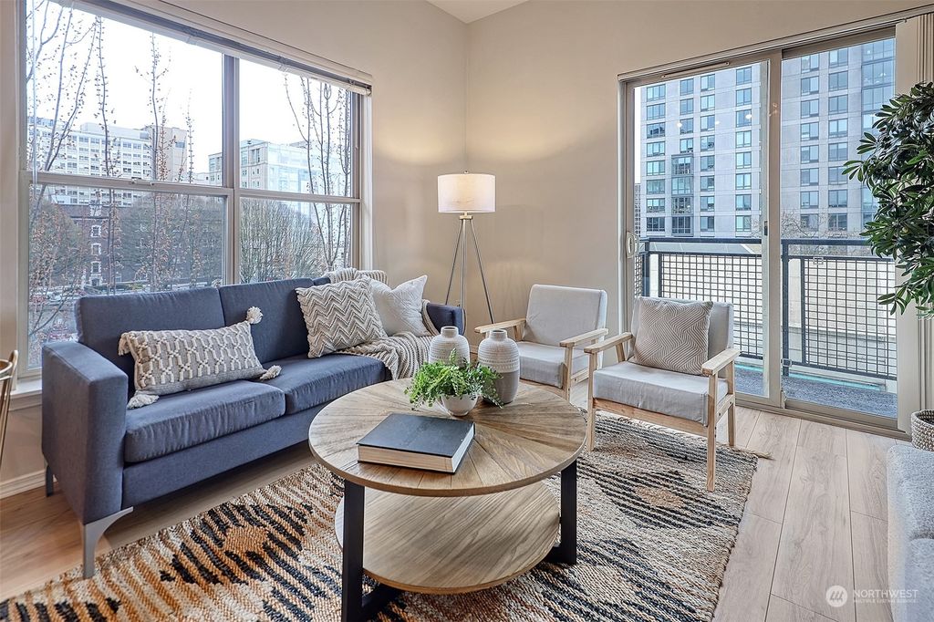 Photo of 1323 Boren Avenue #601, Seattle, WA 98101 (MLS # 2205069)