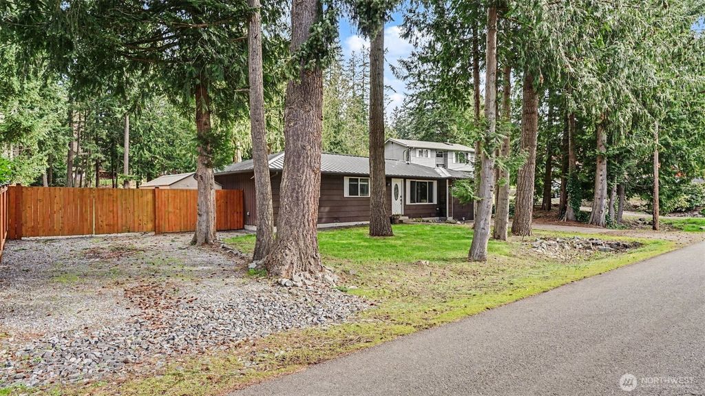 Photo of 18406 68th Street, Bonney Lake, WA 98391 (MLS # 2505635)