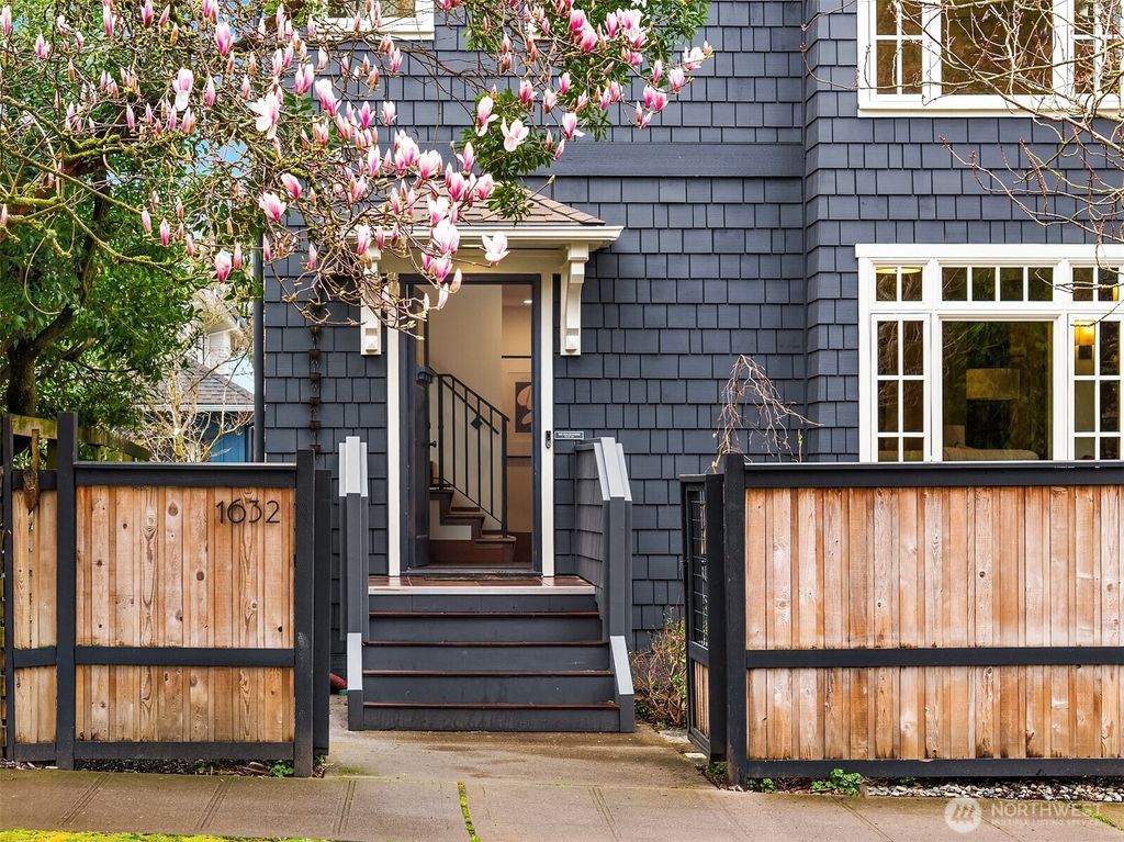 Photo of 1632 35th Avenue, Seattle, WA 98122 (MLS # 2494404)