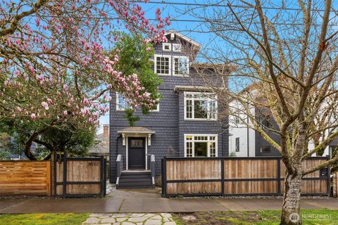 Photo of 1632 35th Avenue, Seattle, WA 98122 (MLS # 2494404)