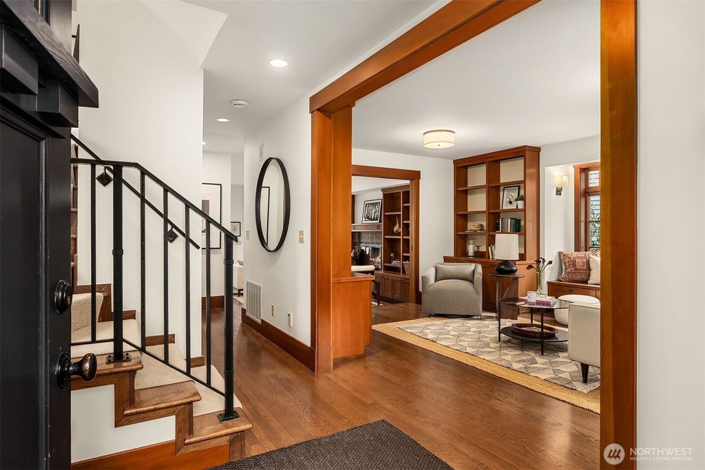 Photo of 1632 35th Avenue, Seattle, WA 98122 (MLS # 2494404)