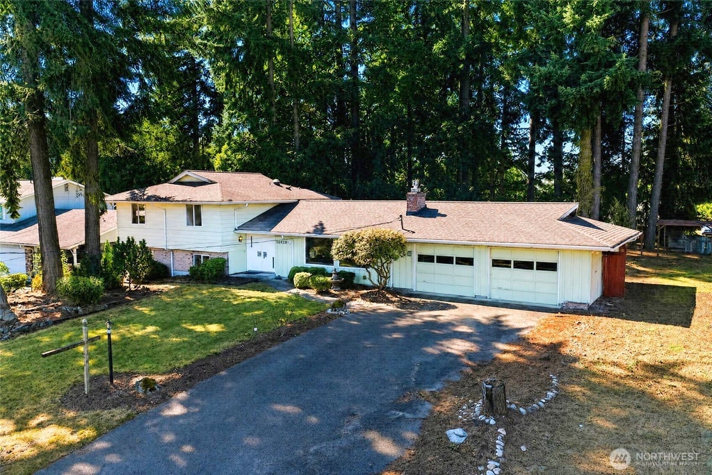 Photo of 12212 47th Avenue E, Tacoma, WA 98446 (MLS # 2583257)