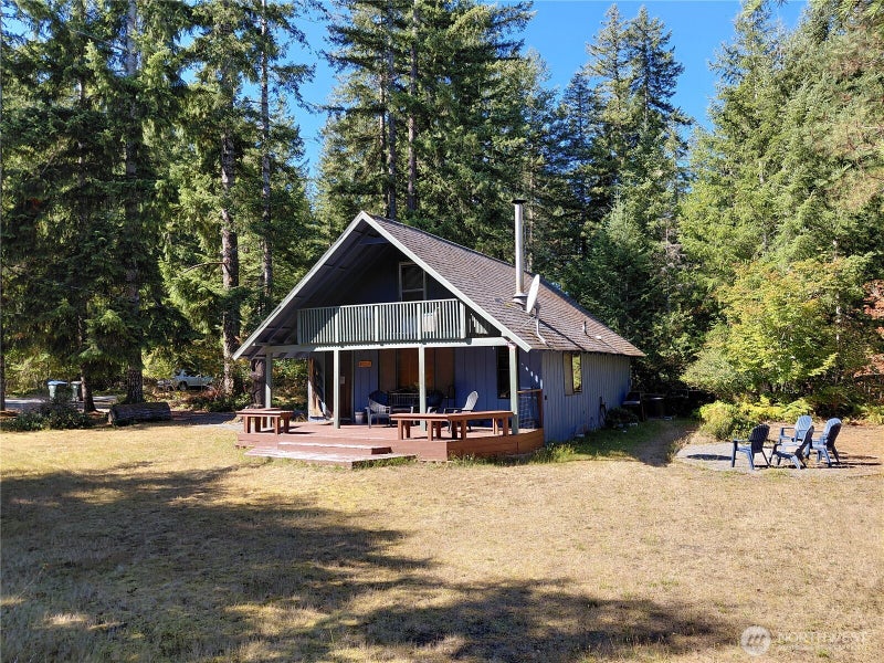 101 Mountain View Dr. N