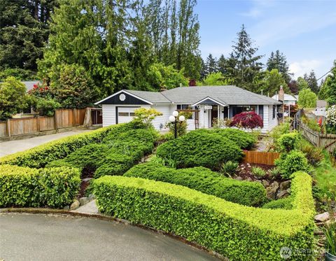 Photo of 13009 6th Place SW, Burien, WA 98146 (MLS # 2524114)