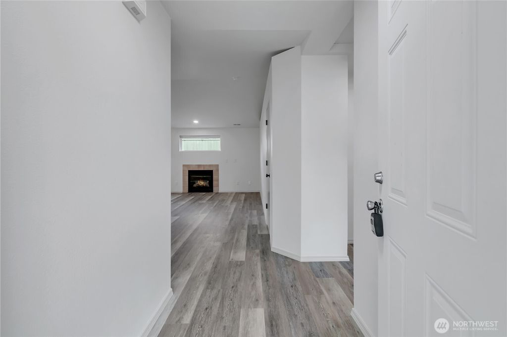 Photo of 16307 72nd Ave Ave E, Puyallup, WA 98375 (MLS # 2479034)