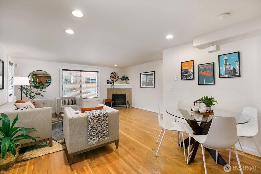 Photo of 9203 Interlake Avenue N #D, Seattle, WA 98103 (MLS # 2339414)